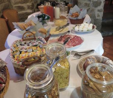Gello Biscardo Maison | La Luna Nel Pozzo