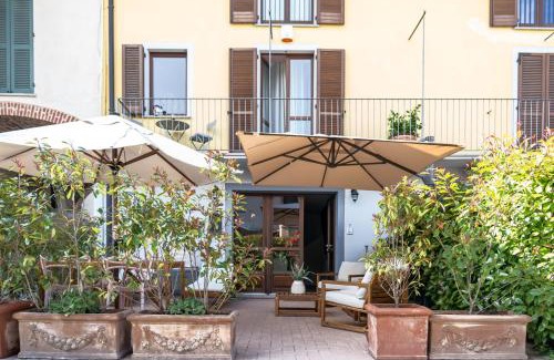 La Morra Maison | La Lupa La Morra