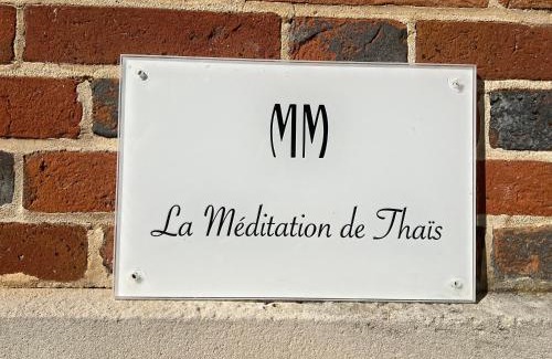 Vertus Lit Et Petit-Déjeuner | La Méditation de Thaïs