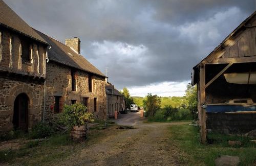 Bazouges-la-Perouse Maison | La maison à Jean