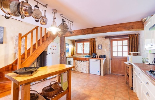 Mansonville Maison | La Maison 1786 - Grand jardin et jacuzzi