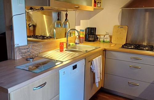 Rosporden Maison | La Maison au Cœur de la Forêt. Maison Cosy, Avec Cheminée, au Cœur D'un Bois
