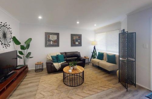 Caboolture Maison | “LA MAISON”