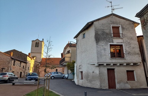 Villerest Maison | La Maison au Camélia - SPA