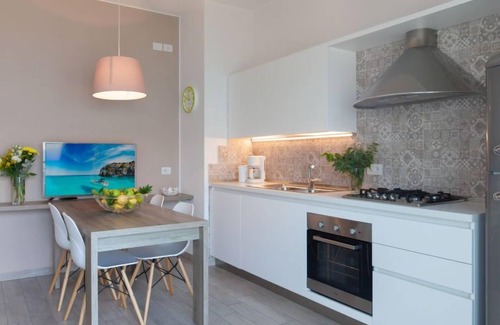 Magugnago Appartement | Appartement La Maison Blanche à Brenzone - 2 personnes, 1 chambres