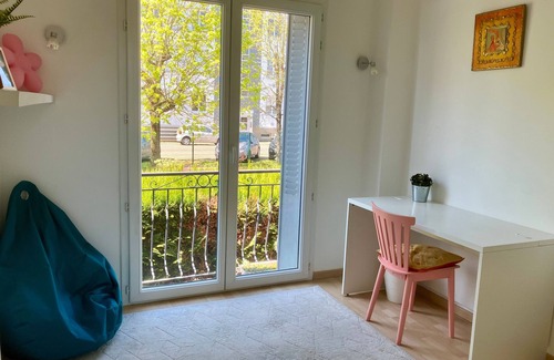 Les Champs Manceaux Maison | La Maison Coquelicot - Havre de paix à Rennes