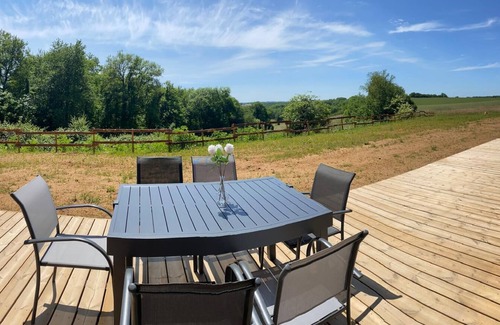 Saint-Avit-Senieur Maison | La Maison dans la prairie fleurie: Poppy cottage