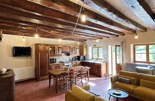 Saint-Bonnet-de-Joux Maison | La maison de Barbara