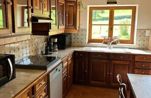 Saint-Bonnet-de-Joux Maison | La maison de Barbara