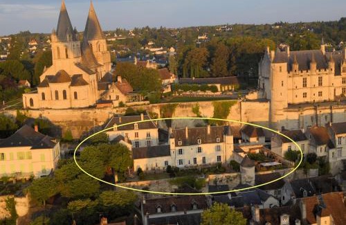 Loches Lit Et Petit-Déjeuner | La Maison de l'Argentier du Roy