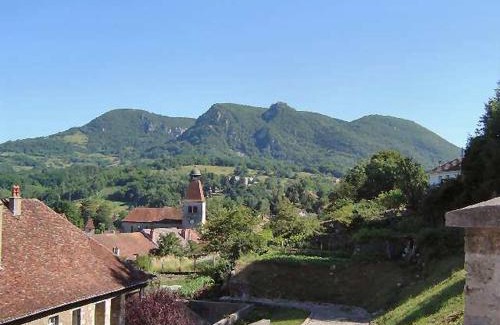 Salins-les-Bains Appartement | La maison de poupet
