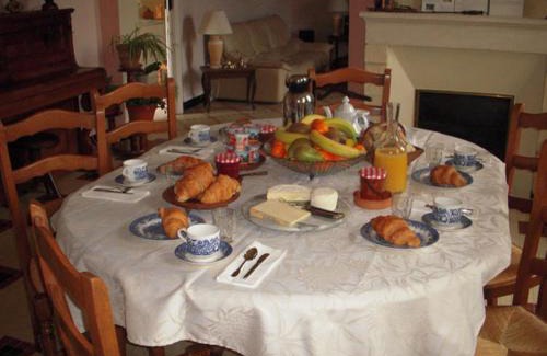 Puisseguin Lit Et Petit-Déjeuner | La Maison des Aurélines