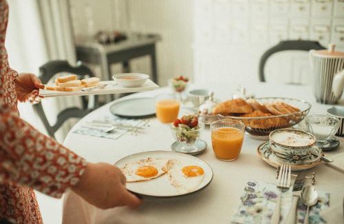 Moustier-sur-Sambre Lit Et Petit-Déjeuner | La Maison des Dames