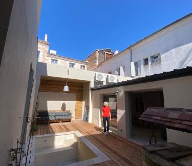 Agen Maison | La Maison des Filles