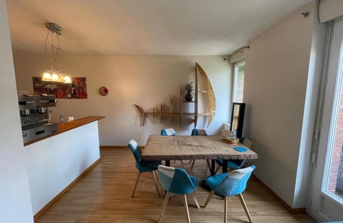 Guilhemery Appartement | La Maison des Fleurs