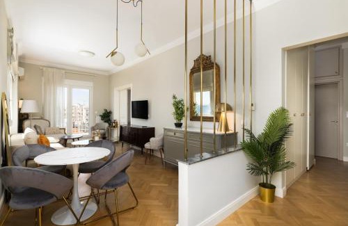 Thessaloniki City Centre Appartement | La Maison Dorée - Elegant Stay with Unique View by BiNoBi!