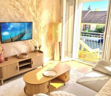 Tonnerre Maison | La maison du canal - garage, balcon et jardin