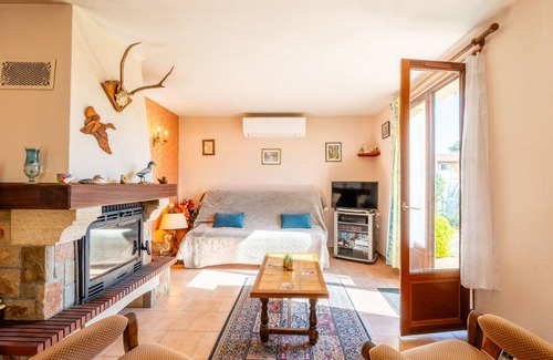 Armissan Maison | La maison du carignan by Interhome