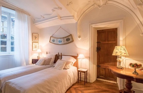 Ardes Maison | La Maison du Centaure