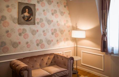 Quartier de la Roquette Lit Et Petit-Déjeuner | La Maison Gobert Paris Hotel Particulier
