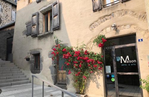 Laguiole Hôtel | La Maison - Hôtel & Gîte