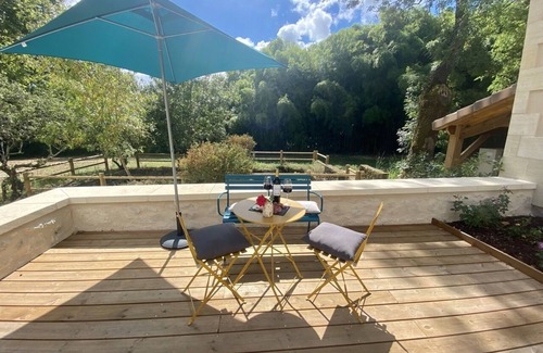 Verac Villa | Venez passer vos meilleurs moment de détente au milieu des vignes.