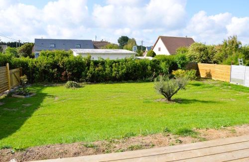 Asnelles Maison | La maison penchée, avec jardin à 50m de la plage