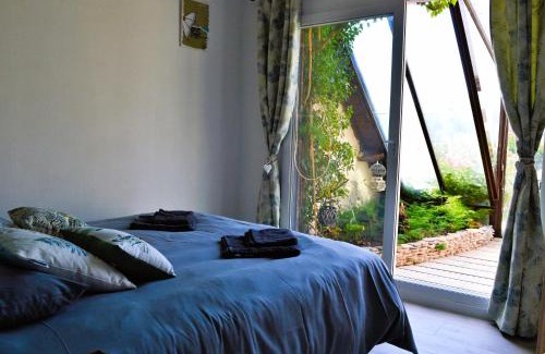 Asnelles Maison | La maison penchée, avec jardin à 50m de la plage
