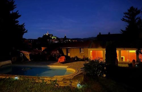 Le Puy-en-Velay Maison | La maison perchée
