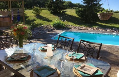 Monflanquin Maison | La Maison Sur La Colline