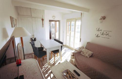 Passo Oscuro Appartement | La Maisonette di Eliana - free parking