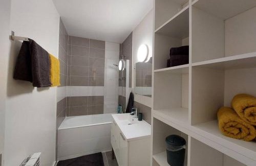 Doix-les-Fontaines Maison | La maisonnette du marais