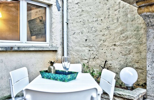 North district Maison | La Maisonnette Poitevine est un logement de 40m² idéalement situé dans un quartier calme.