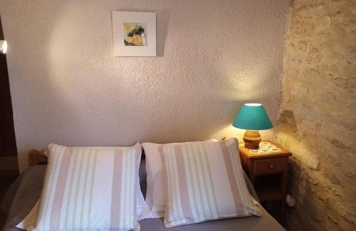 Etoile-sur-Rhone Lit Et Petit-Déjeuner | La Mare Chambres d'Hôtes Chaix accueil