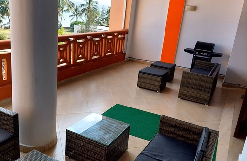 Bamburi Appartement | La Mera see View Beachfront Appartment