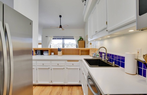 La Mesa Maison | Pet-Friendly La Mesa Townhome: 15 Mi to San Diego!