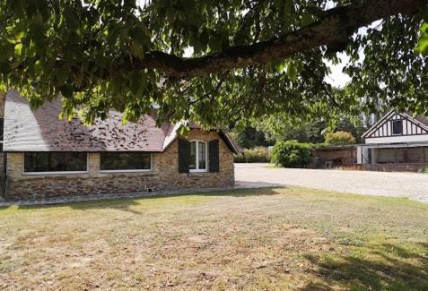 Lumigny-Nesles-Ormeaux Maison | La meulière de Guerlande