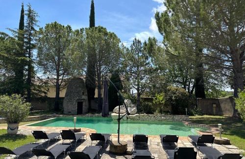 Saint-Pierre-de-Vassols Villa | La Meynardière