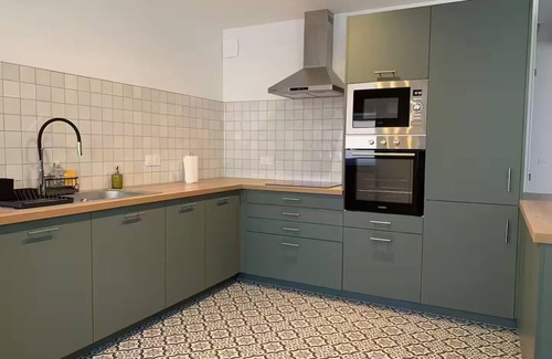 Mauze-sur-le-Mignon Maison | La Mignonnette, Maison spacieuse à proximité du centre-ville