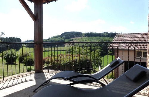 Thizy-les-Bourgs Maison | La Montagne - THIZY-LES-BOURGS