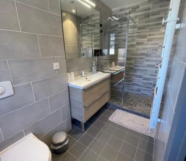 Moutiers Appartement | la Montagnette L ours T1 maison en travaux de 10h a 17h