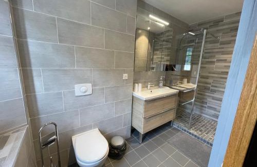 Moutiers Appartement | la Montagnette L ours T1 maison en travaux de 10h a 17h