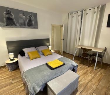 Moutiers Appartement | la Montagnette les marmottes STUDIO maison en travaux de 10h a 17h