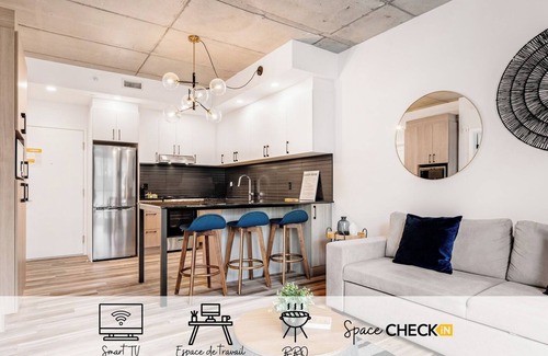 Saint-Roch Copropriété | La Montmorency | Parking | BBQ and pool | AC