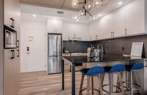 Saint-Roch Copropriété | La Montmorency | Parking | BBQ and pool | AC
