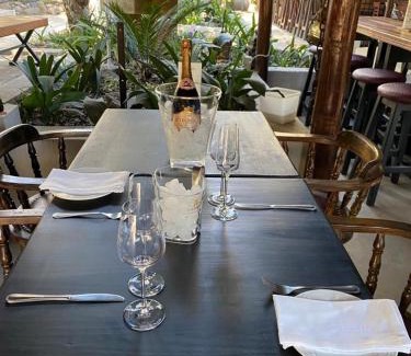 Lanseria Lit Et Petit-Déjeuner | La Moor Country Venue & Eatery