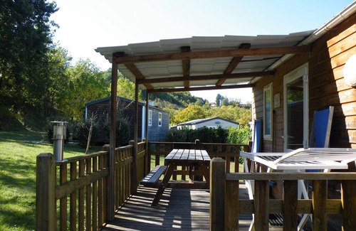 Le Buisson-de-Cadouin Maison | La Noix de Pécan'y - Mobil home Bois L'hirondelle