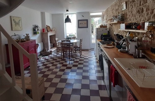 Saint-Savinien Maison | La P'tite Jeannette, 3-star gite between sea and countryside.
