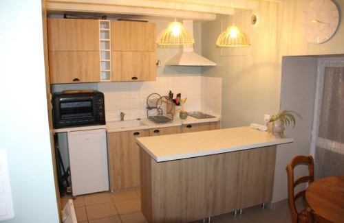 Lussas-et-Nontronneau Maison | La p'tite maison