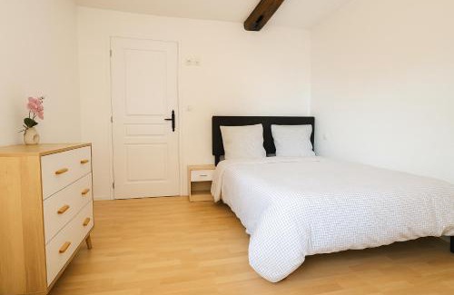 Beaucroissant Lit Et Petit-Déjeuner | La Paix chambres privées - Logement partagé tout confort